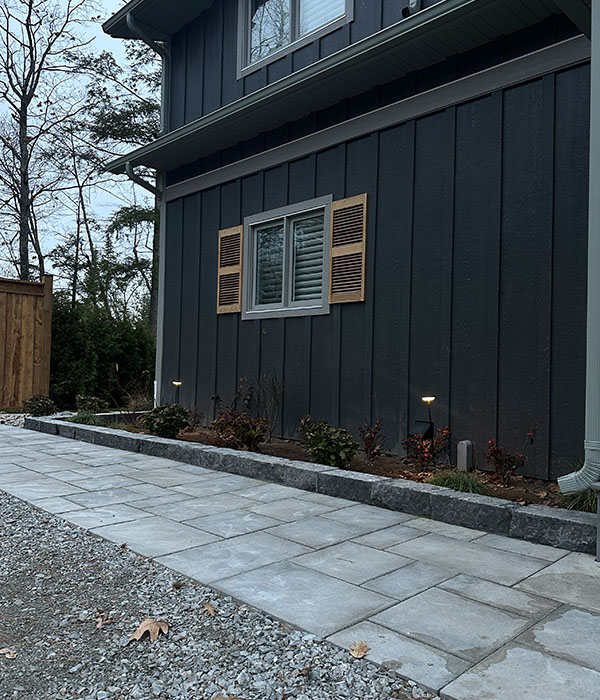 Interlocking stone on side walkway
